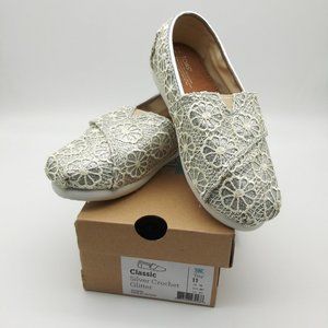 Hist Pick 🌟🌟🌟 Toms Classic Silver Crochet Glitter Shoes Size 11T